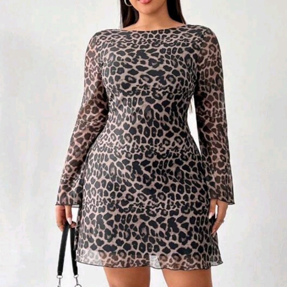 SHEIN Brown and Black Bodycon Dress with Bell Sleeves - Picture 3 of 5